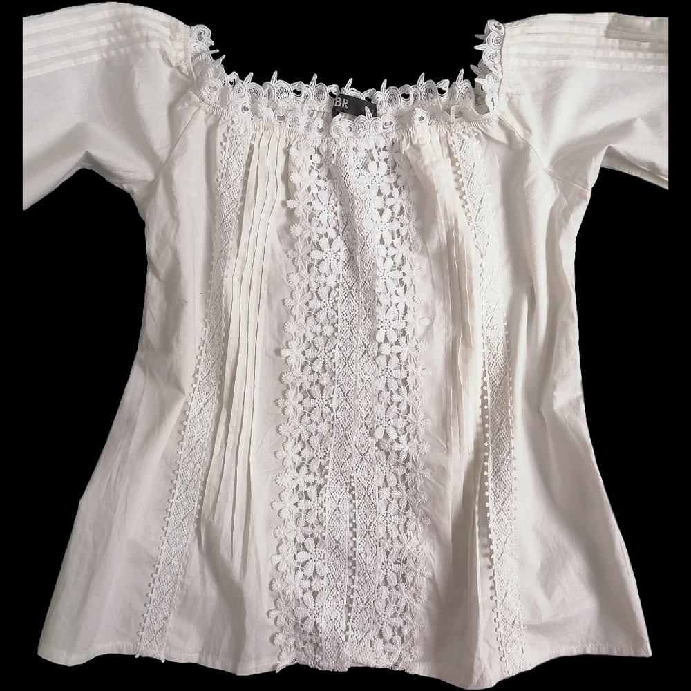 - 🐰 fits:M/L,  cotton blend hollow lace white long-sleeved shirt - Picture 4 of 5